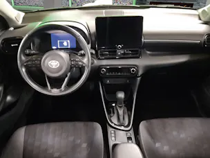 Toyota Yaris 1.5 VVT-i HSD Trend