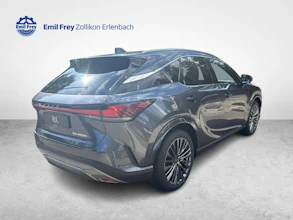 https://vehicle.imgix.net/4421303/f4768d64-68c4-40b3-b853-bf6101548014.jpg
