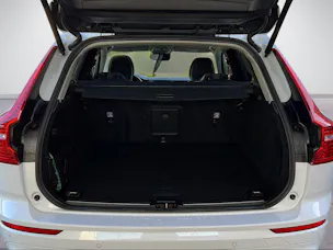 VOLVO XC60 2.0 B5 MH Ultimate Dark AWD