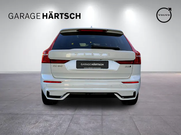 Volvo XC60 2.0 B5 MH Ultimate Dark AWD