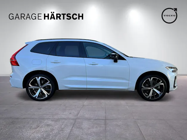 Volvo XC60 2.0 B5 MH Ultimate Dark AWD
