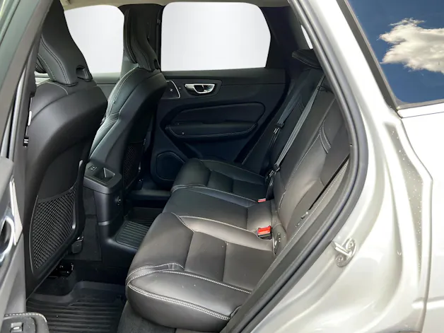 VOLVO XC60 2.0 T8 TE XCLUSIVE Ultra Bright eAWD