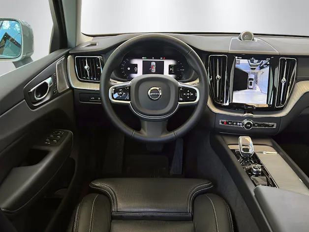 VOLVO XC60 2.0 T8 TE XCLUSIVE Ultra Bright eAWD