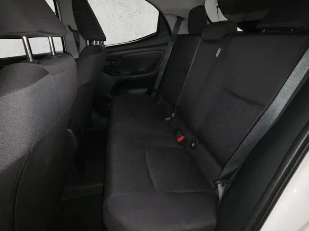 Toyota Yaris 1.5 VVT-i HSD Trend