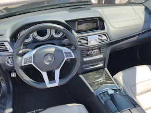 MERCEDES-BENZ E 300 Cabriolet AMG Sportpaket