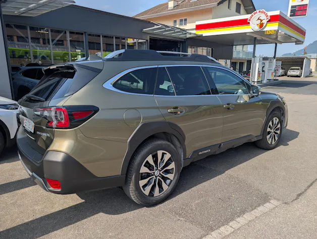 Subaru Outback 2.5i Luxury