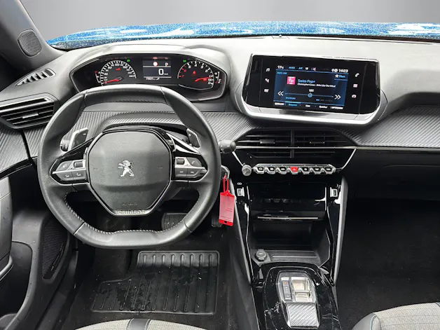 PEUGEOT 2008 1.2 PureTech 130 Allure