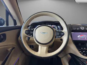 Aston Martin DBX 707 4.0 V8 Bi-Turbo