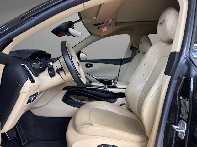 Aston Martin DBX 707 4.0 V8 Bi-Turbo