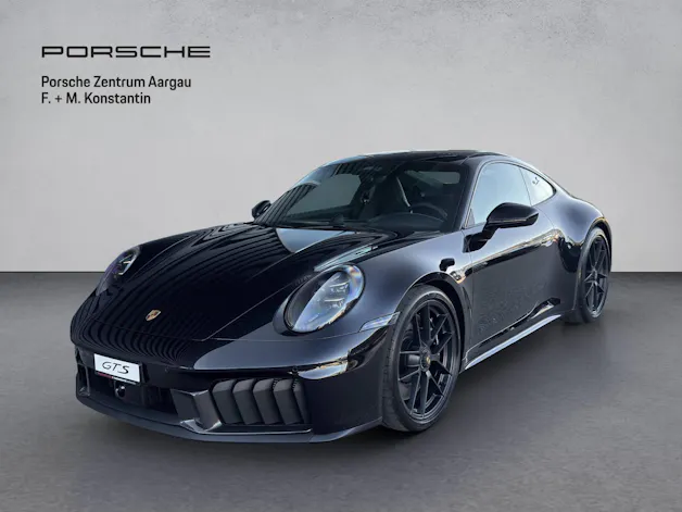 PORSCHE 911 Carrera 4 GTS