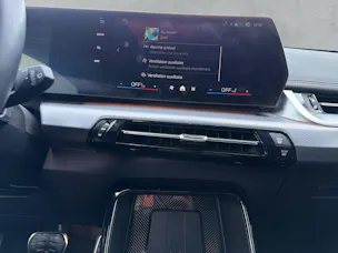 BMW X1 20d xDrive paddles