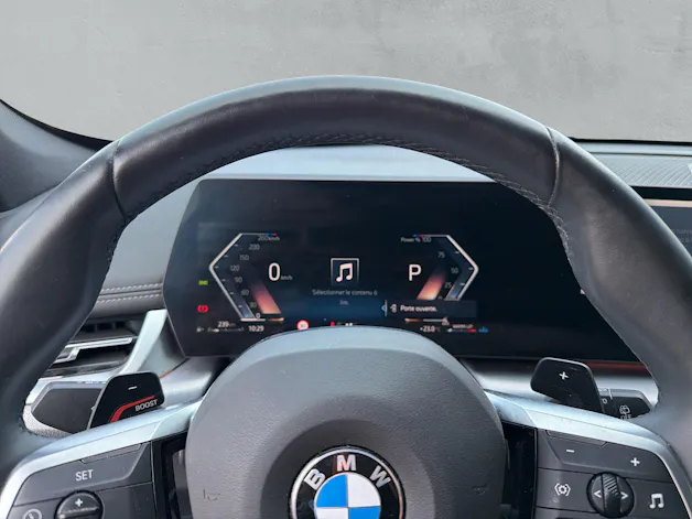 BMW X1 20d xDrive paddles