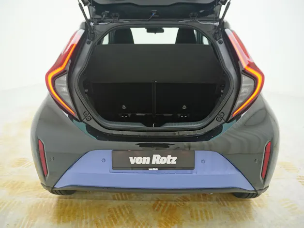 Toyota Aygo X 1.5 VVT-i HSD Trend