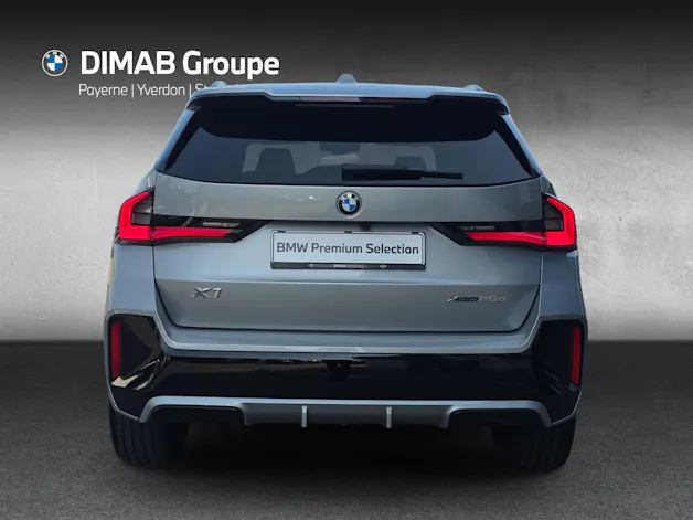 BMW X1 20d xDrive paddles