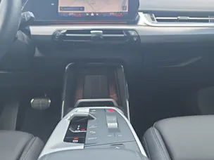 BMW X1 20d xDrive paddles