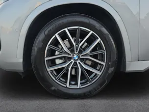 BMW X1 20d xDrive paddles