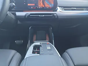 BMW X1 20d xDrive paddles