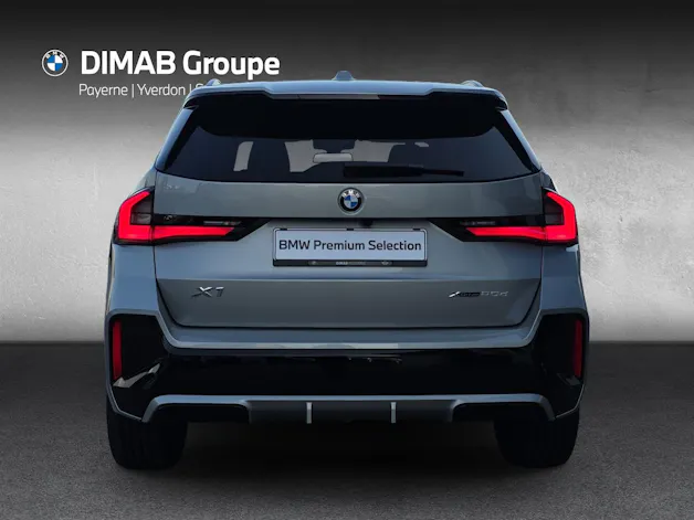 BMW X1 20d xDrive paddles