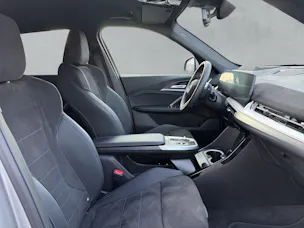 BMW X1 25e xDrive paddles 📍