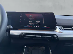 BMW X1 25e xDrive paddles 📍