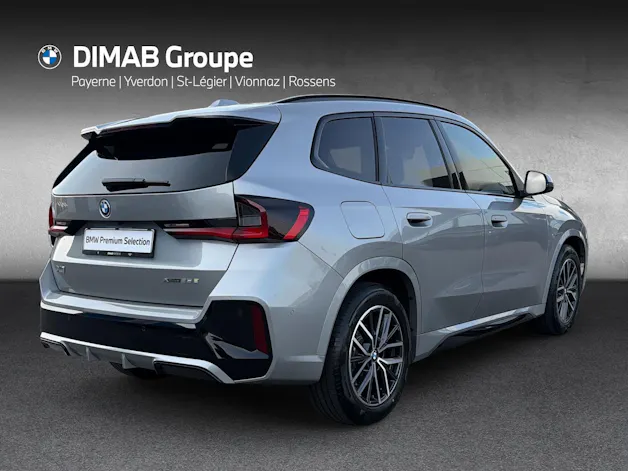 BMW X1 25e xDrive paddles