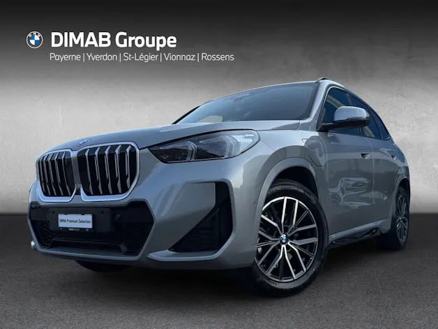 BMW X1 25e xDrive paddles