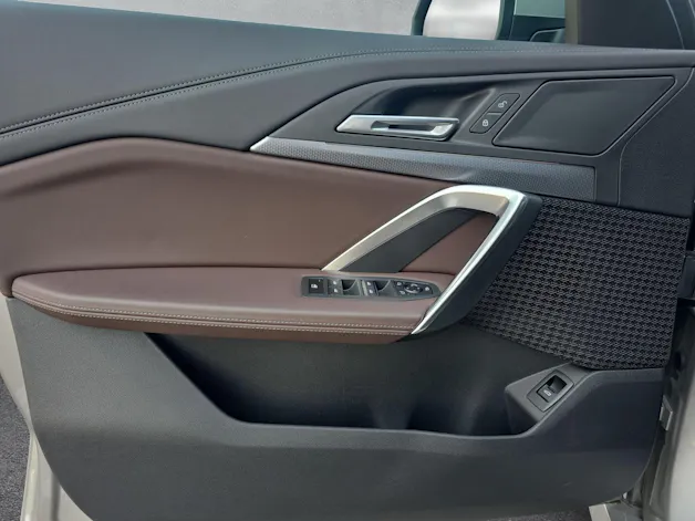 BMW X1 20d xDrive paddles