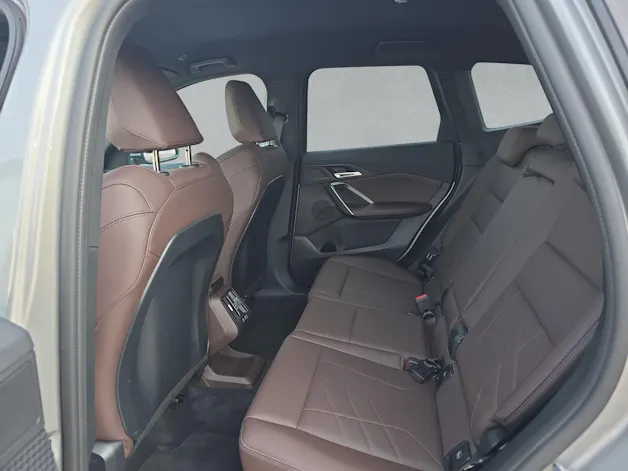 BMW X1 20d xDrive paddles