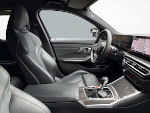 https://vehicle.imgix.net/4421652/7699ca7e-045c-4ae1-ae9a-a832376cad0e.jpg