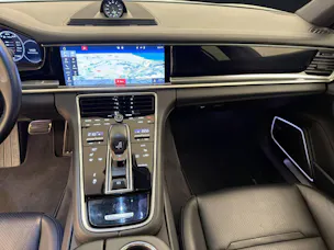 PORSCHE Panamera 4 E-Hybrid Sport Turismo