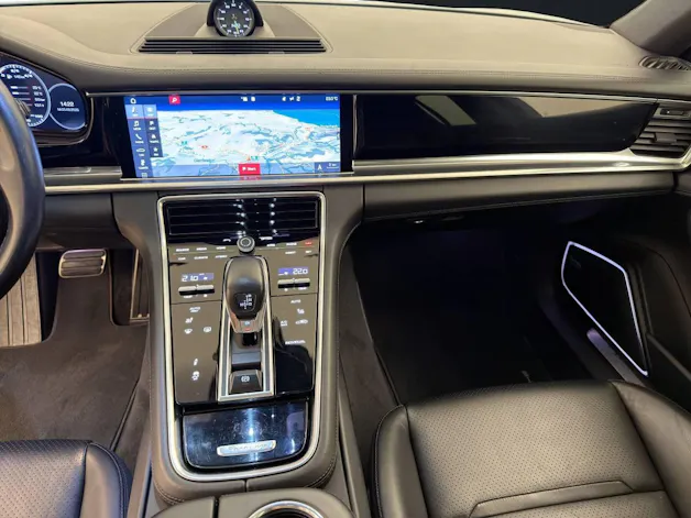 Porsche Panamera 4 E-Hybrid Sport Turismo