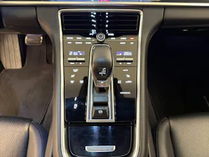 PORSCHE Panamera 4 E-Hybrid Sport Turismo