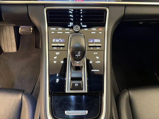 Porsche Panamera 4 E-Hybrid Sport Turismo