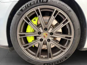 PORSCHE Panamera 4 E-Hybrid Sport Turismo