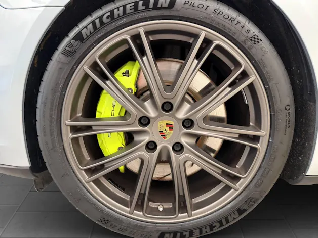 Porsche Panamera 4 E-Hybrid Sport Turismo