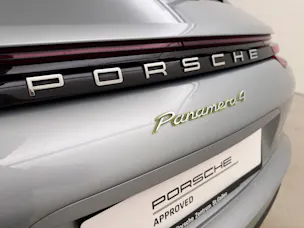 PORSCHE Panamera 4 E-Hybrid Sport Turismo