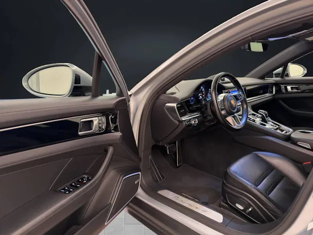 Porsche Panamera 4 E-Hybrid Sport Turismo