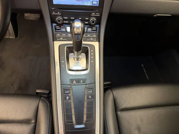 Porsche 718 Cayman