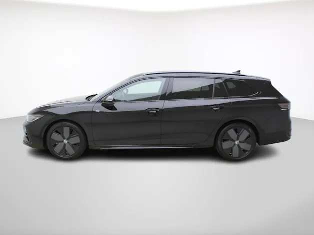 VW Passat Variant 2.0 TSI DSG R-Line 4Motion