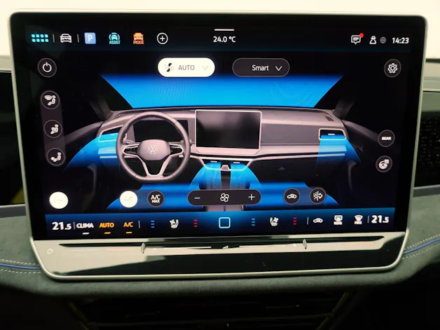 VW Passat Variant 2.0 TSI DSG R-Line 4Motion