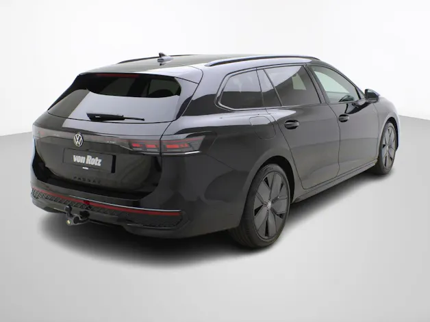 VW Passat Variant 2.0 TSI DSG R-Line 4Motion