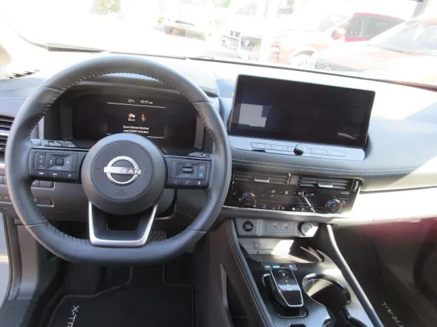 Nissan X-Trail 1.5 VC-T Tekna e-4orce