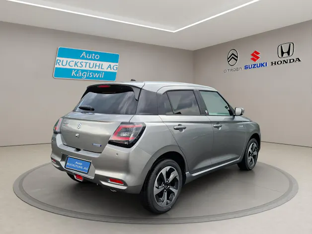 Suzuki Swift 1.2 Piz Sulai Top Hybrid 4x4