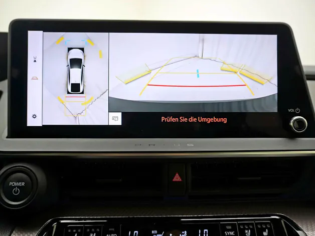 Toyota Prius 2.0 Plug-In-Hybrid Premium