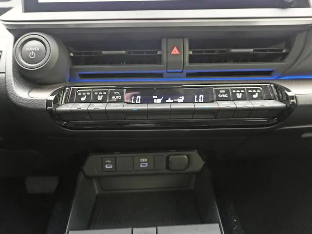 Toyota Prius 2.0 Plug-In-Hybrid Premium