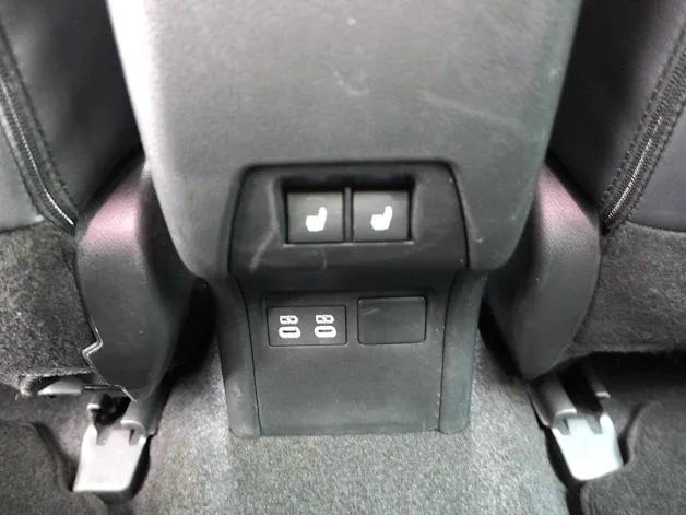 Toyota Prius 2.0 Plug-In-Hybrid Premium