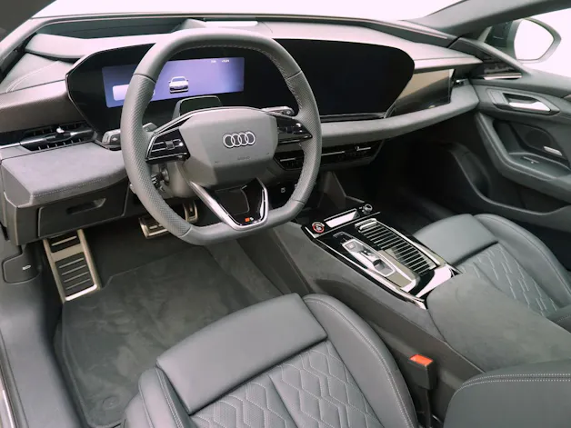AUDI S6 e-tron Avant quattro