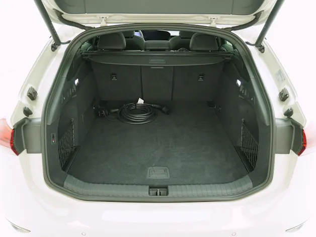AUDI S6 e-tron Avant quattro