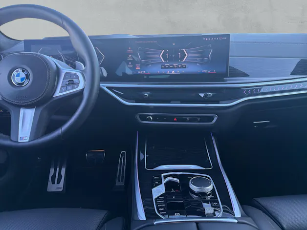 BMW X7 40d M Sport xDrive G07 (CH) AHK ** 7 Places ** 📍