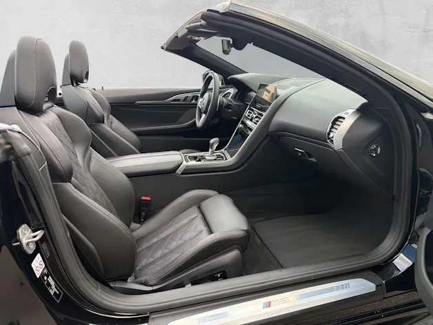 BMW M8 Competition xDrive Cabriolet